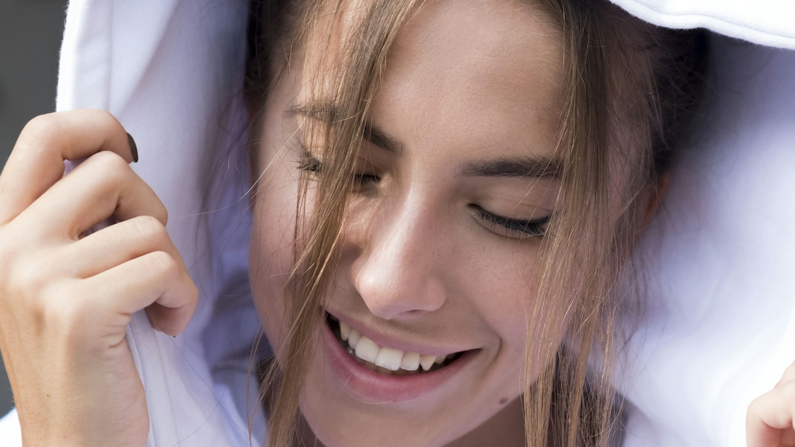 Smiling woman with healthy white teeth